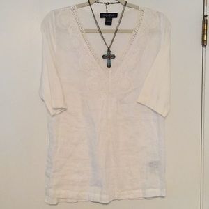Cute top- linen front w/lace and cotton back